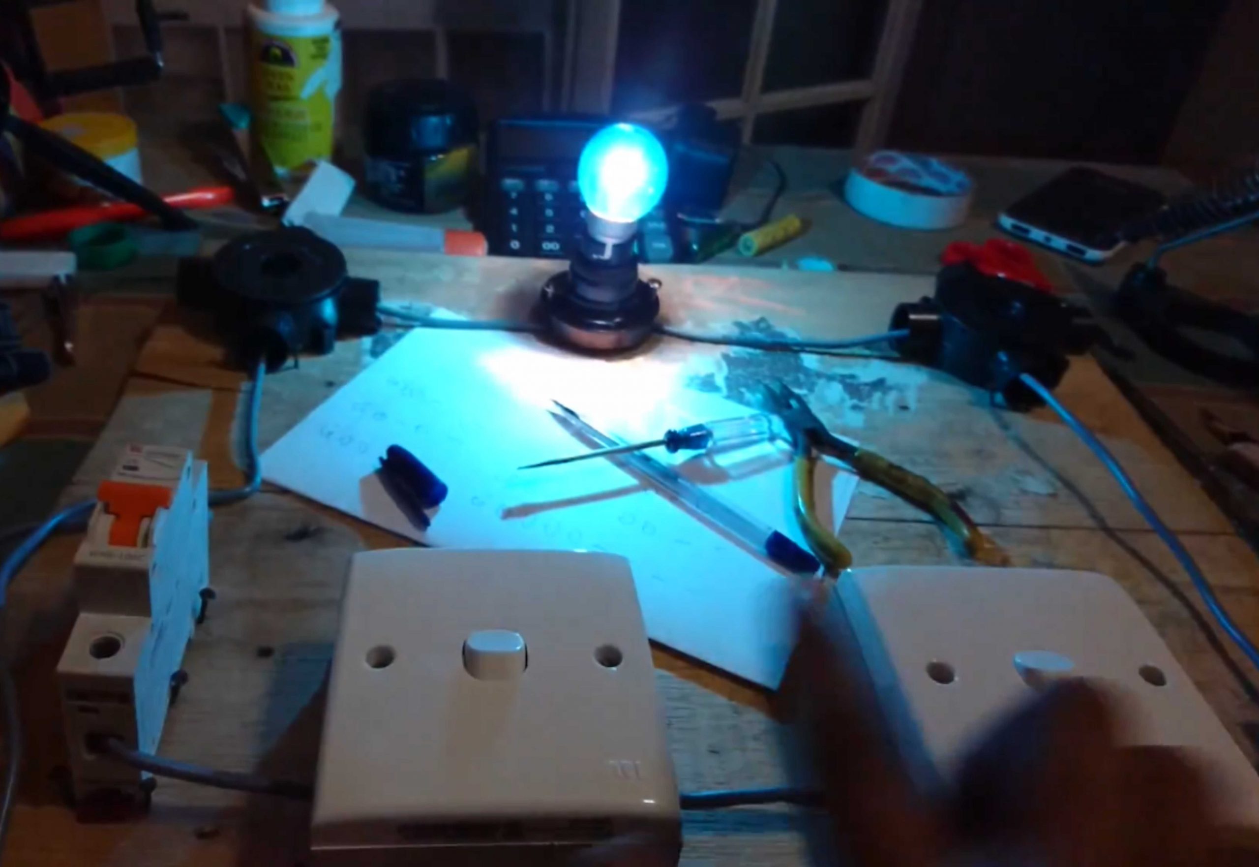 Tow Way Switch